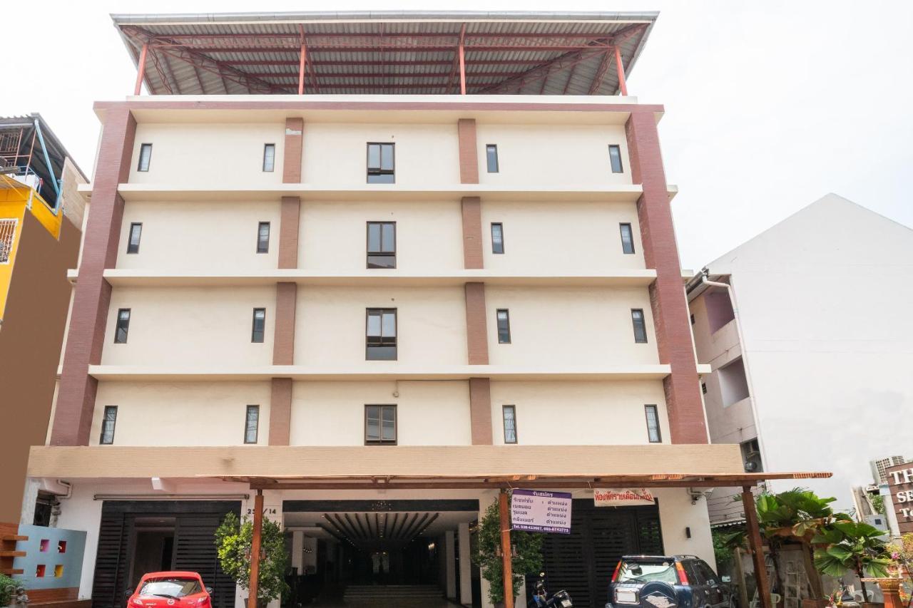Oyo 882 The Moonlight Serviced Apartment Pattaya Exterior foto